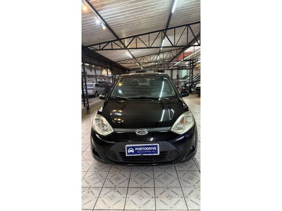 FORD FIESTA 1.0 ROCAM HATCH 8V FLEX 4P MANUAL FORD FIESTA 1.0 ROCAM HATCH 8V FLEX 4P MANUAL